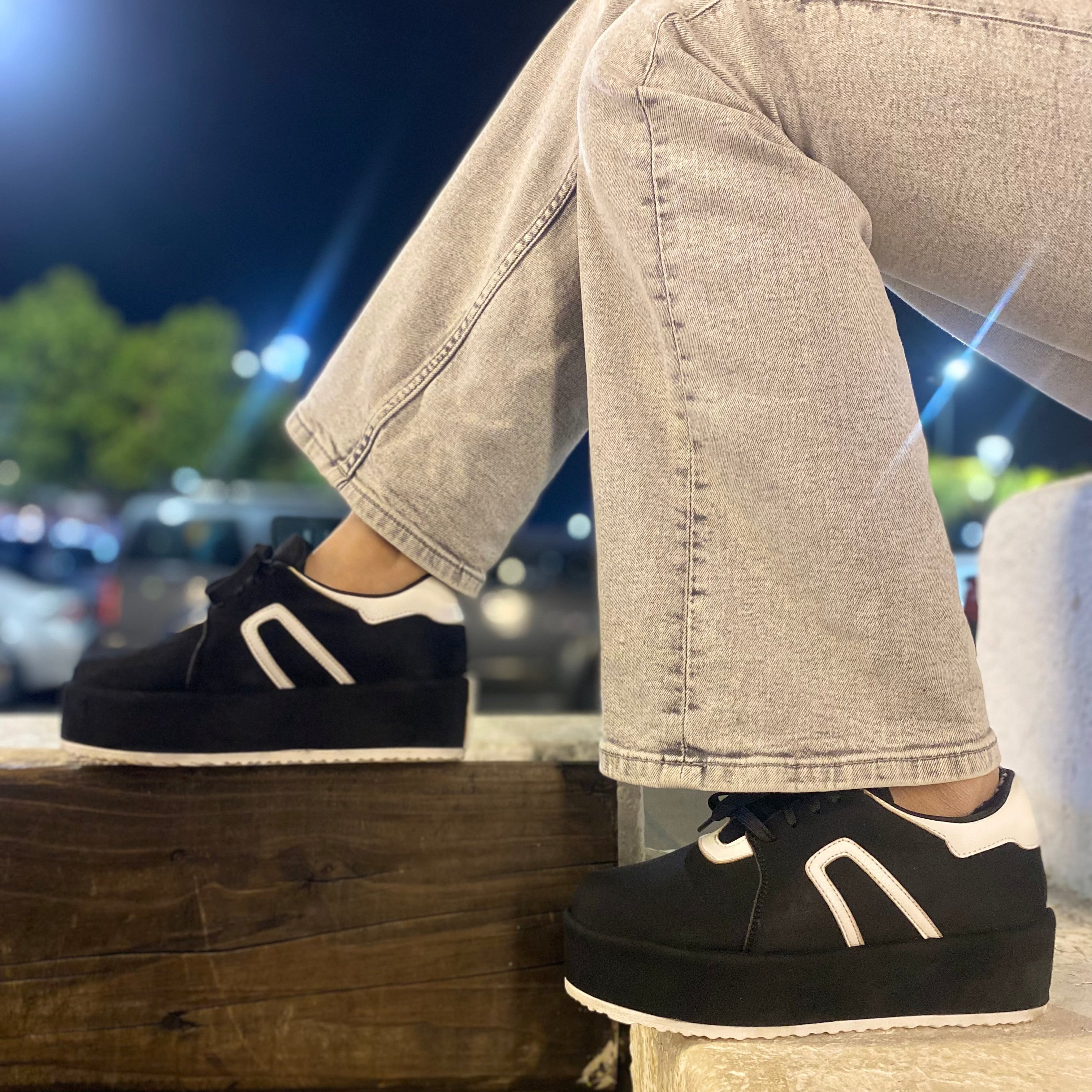 ZAPATILLA NEGRA MUJER 0467