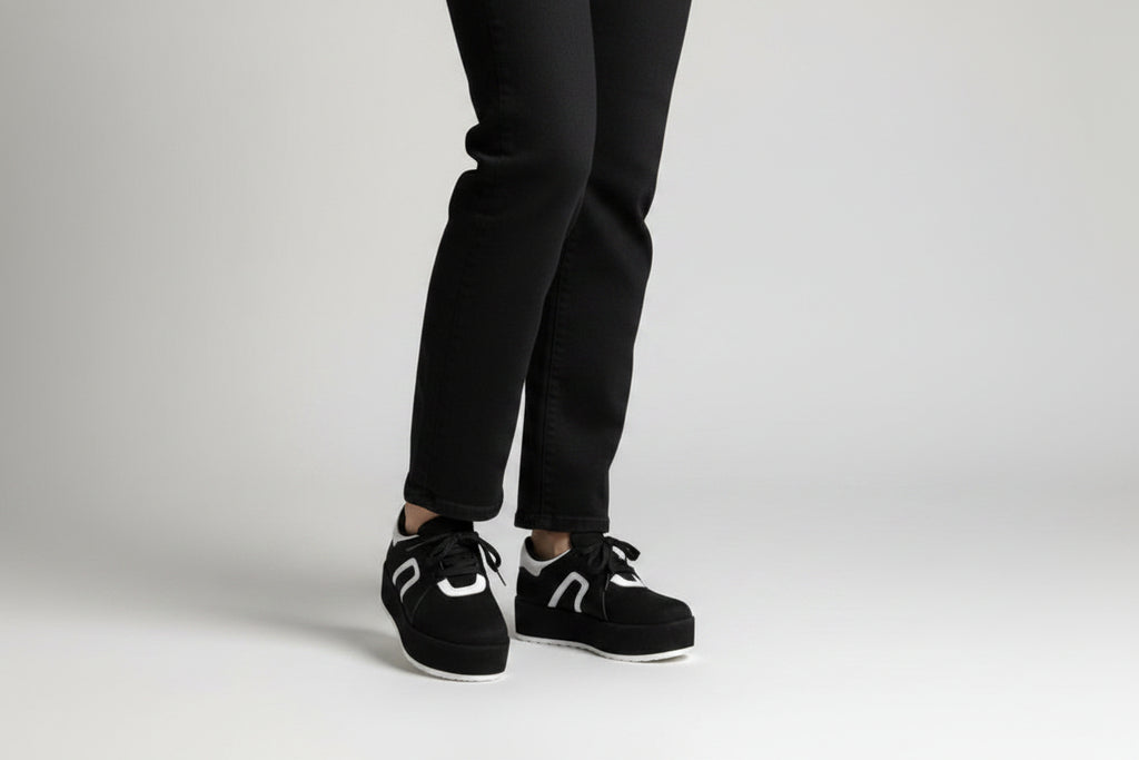 ZAPATILLA NEGRA MUJER 0467